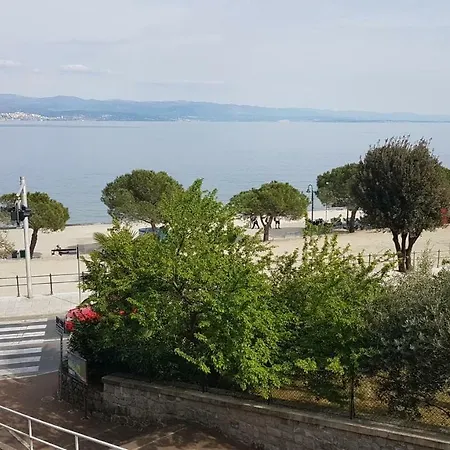Opatija-icici アパート