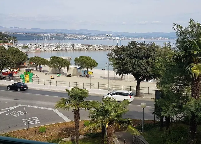 Apartment Opatija-icici *
